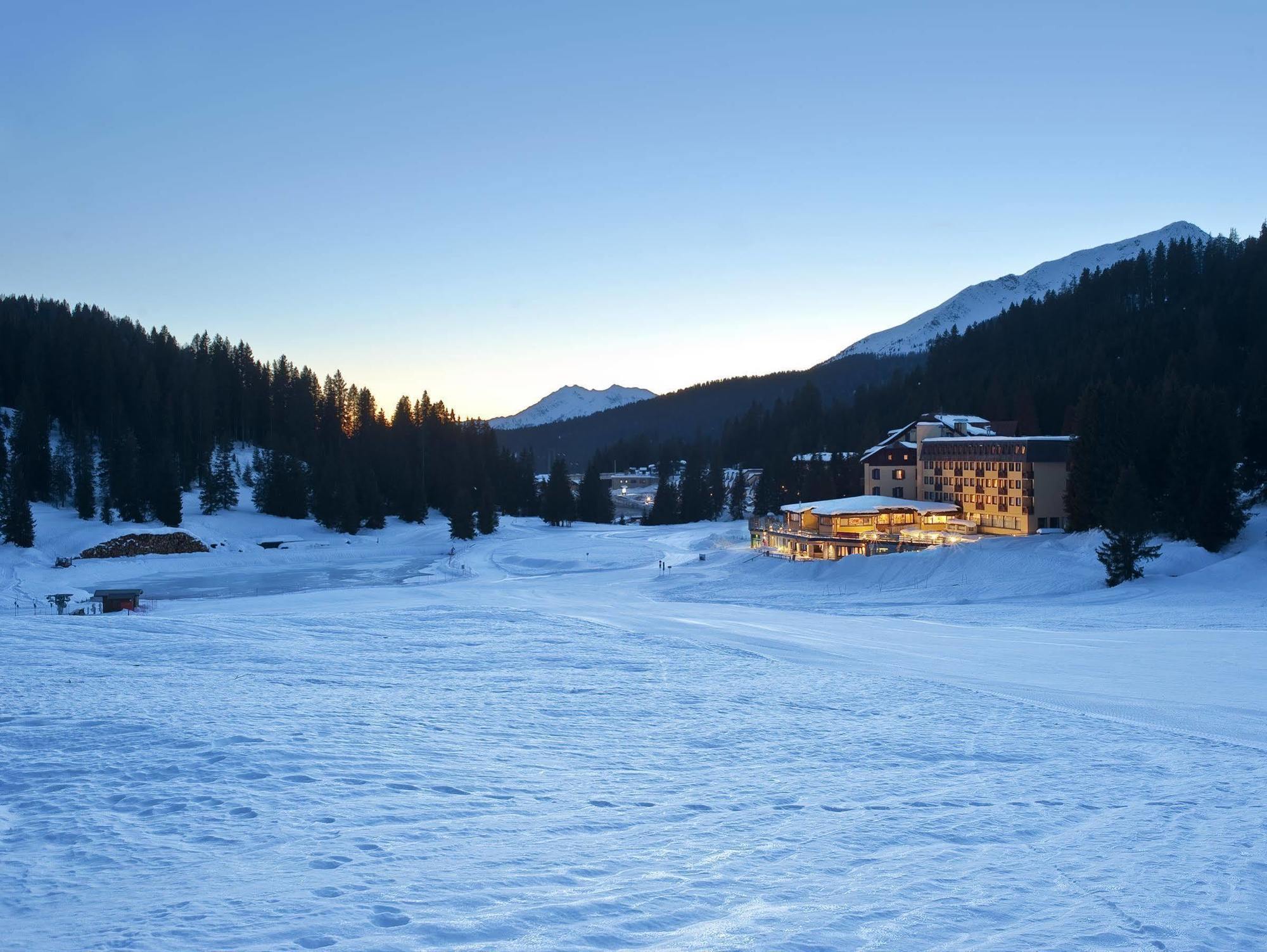 Residence Hotel Sport Campiglio Madonna Exterior foto